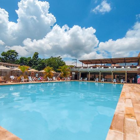 La Rosa Nautica Club Hotel Guaduas Exterior photo