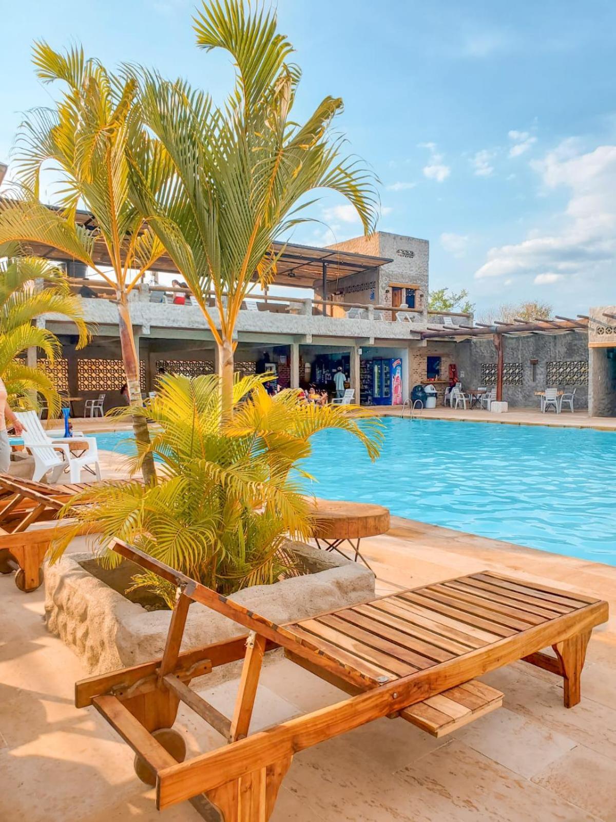 La Rosa Nautica Club Hotel Guaduas Exterior photo